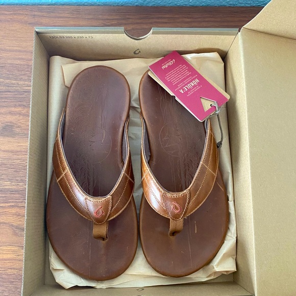 OluKai Other - *NEW* OluKai Leather flip flops